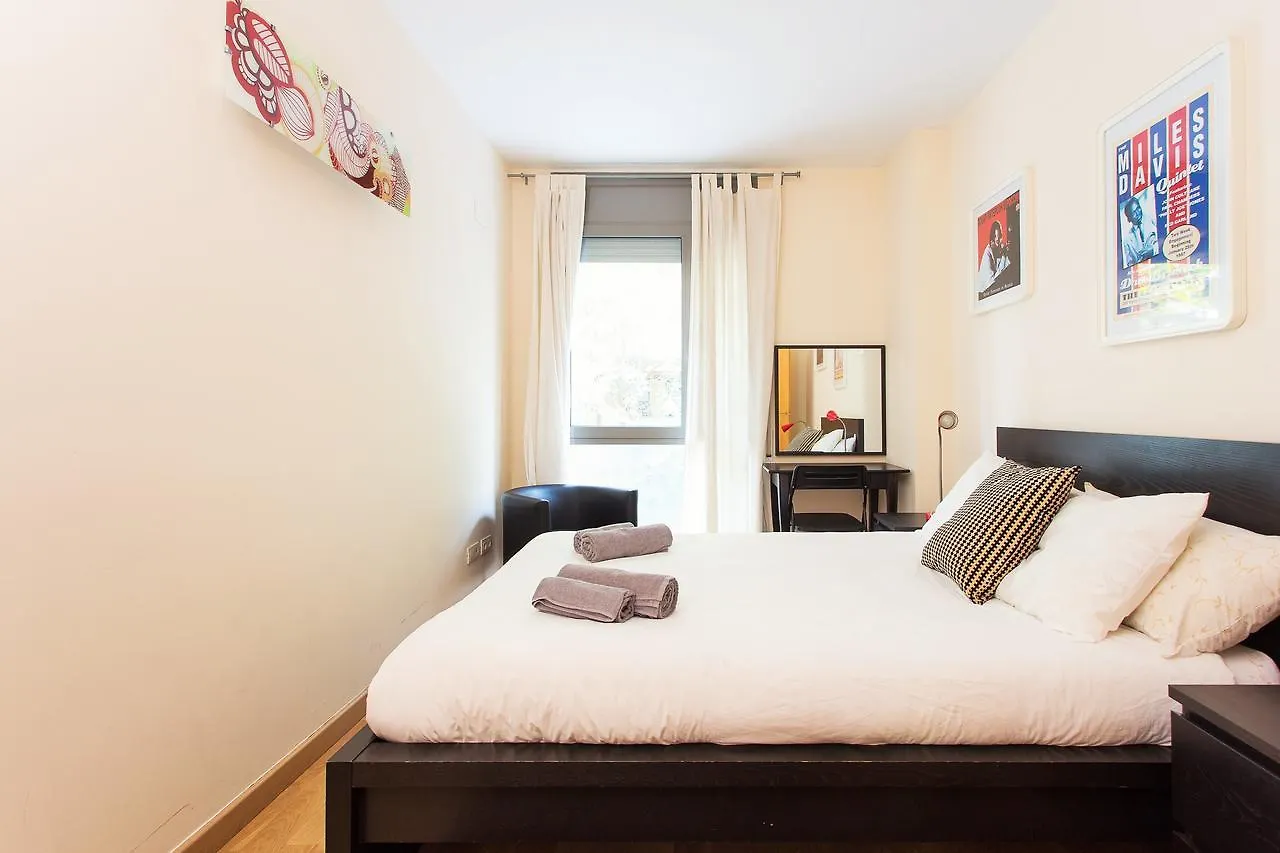Tanger Jazz Pool And Beach Apartment Barcelona